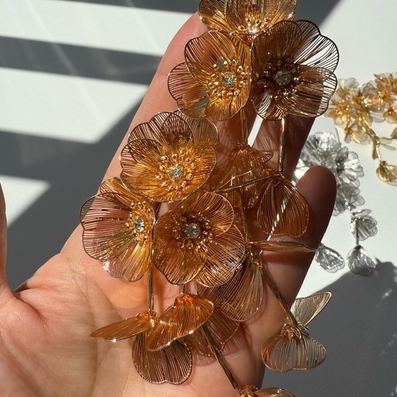 Zara Kate Middleton Famous Cascading Floral Earrings - Picture 11 of 14